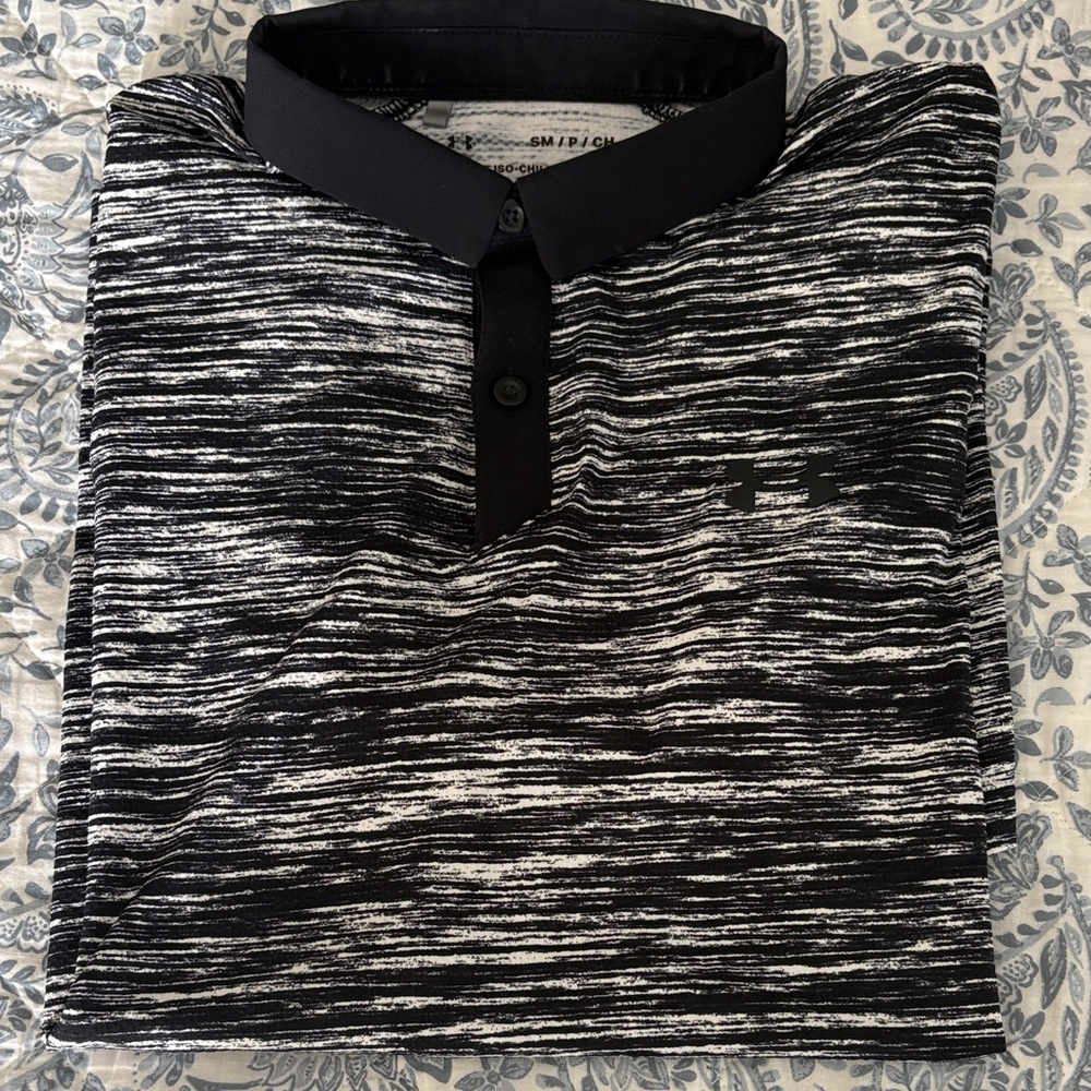 Under Armour Black & White Heathered Polo with Contrast Collar size Small